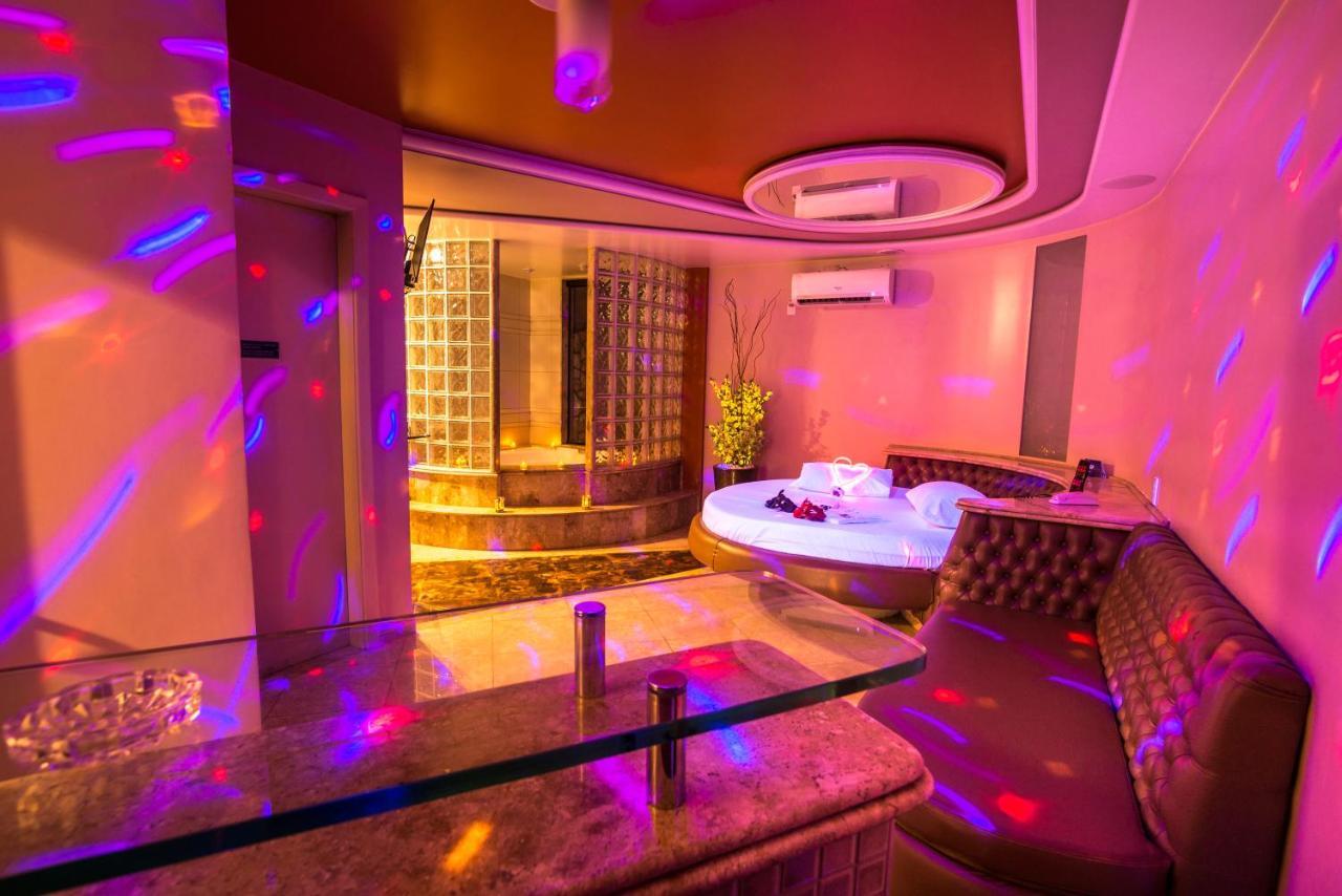 A2 Suites - Hotel E Motel Núcleo Bandeirante 外观 照片