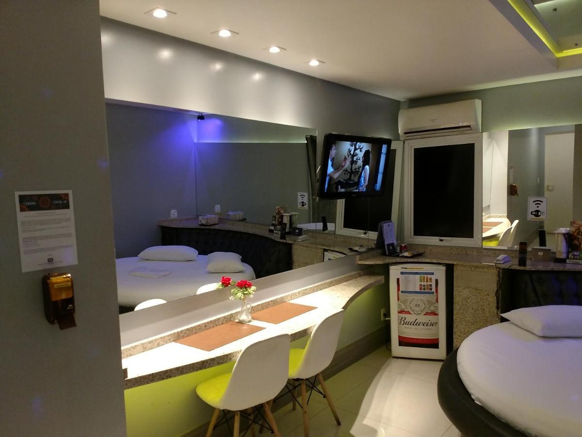 A2 Suites - Hotel E Motel Núcleo Bandeirante 外观 照片